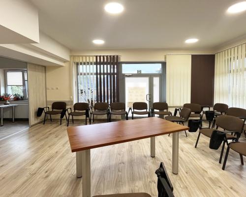 Ładny lokal 66 m2, parter. Polecamy