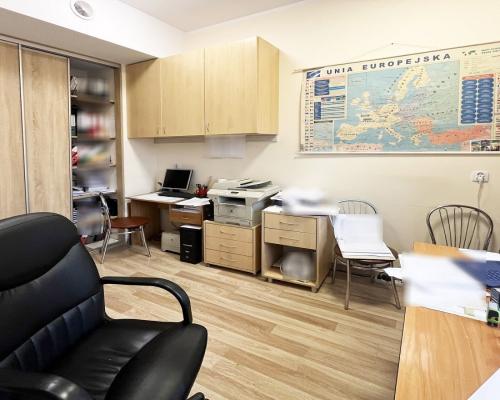 Ładny lokal 66 m2, parter. Polecamy