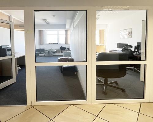 Błękitny Wieżowiec.  200 m2, 320m2