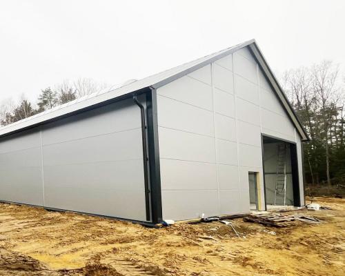 Hala pod miastem 150-350 m2