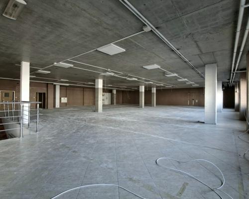 Lokal użytkowy 490 m2. Nowe Miasto.