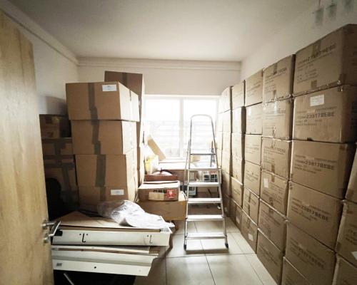 Biura z magazynem do wynajęcia