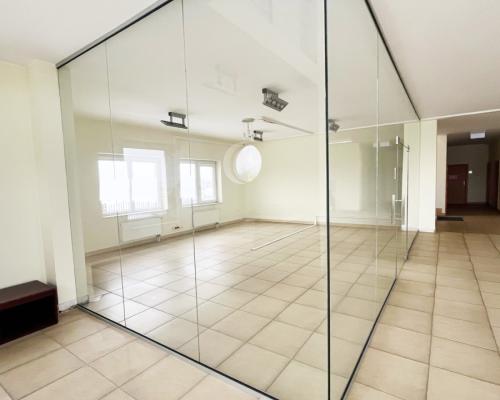 Biura z magazynem do wynajęcia