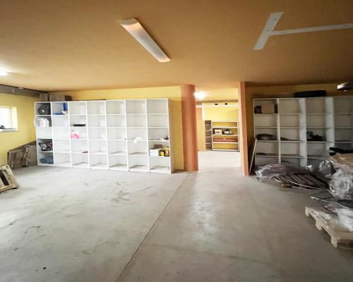 Biura z magazynem do wynajęcia