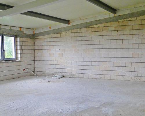 Fasty. Budynek użytkowy 400 m2