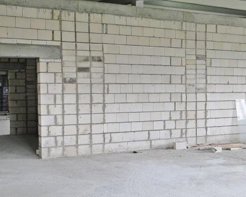 Fasty. Budynek użytkowy 400 m2