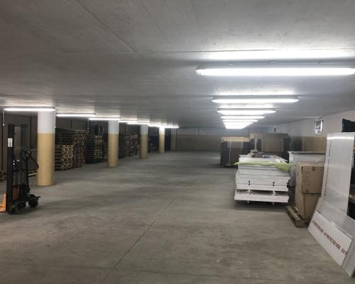 Suchy magazyn 370 m2