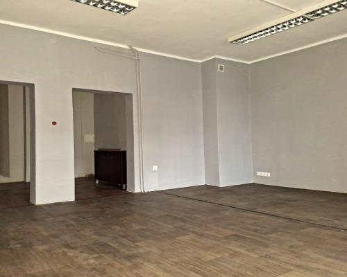 Lokal użytkowy 74 na parterze. Blisko centrum.