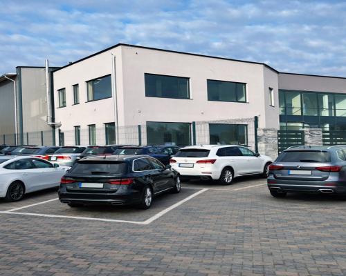 Nieruchomość biurowo magazynowa