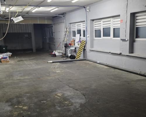 Magazyn 100m2 i biuro 25m2.