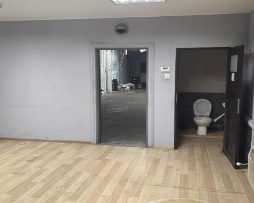 Magazyn 100m2 i biuro 25m2.
