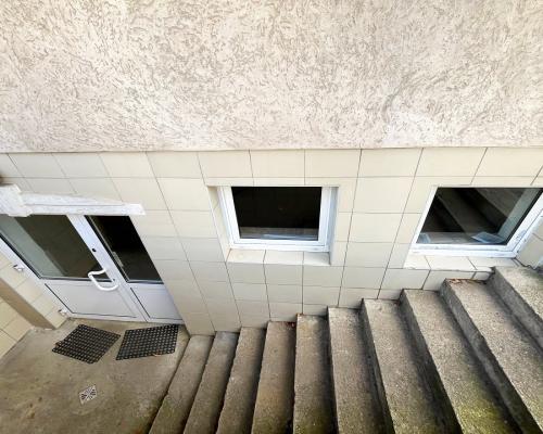 180 m2 na catering, handel, usługi