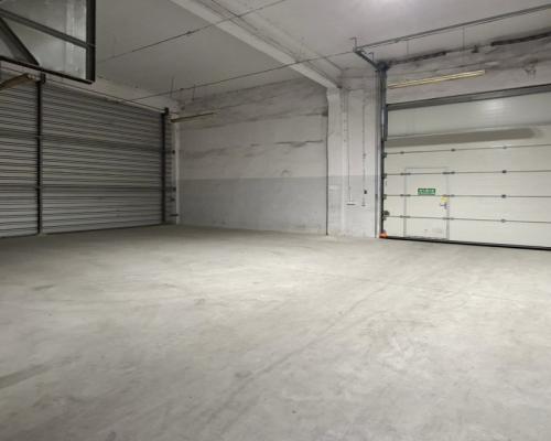 Hala-magazyn z rampą 1200 m2