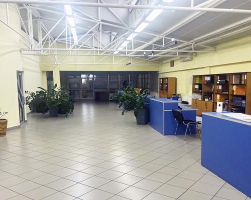 Powierzchnia biurowa 160-200 m2.