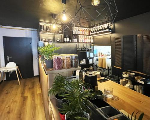 Lokal gastronomiczny, usługowy. Centrum.