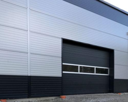 Hala z zapleczem biurowo-socjalnym, 570 m2