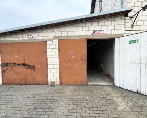 Warsztat i plac do wynajęcia pod miastem