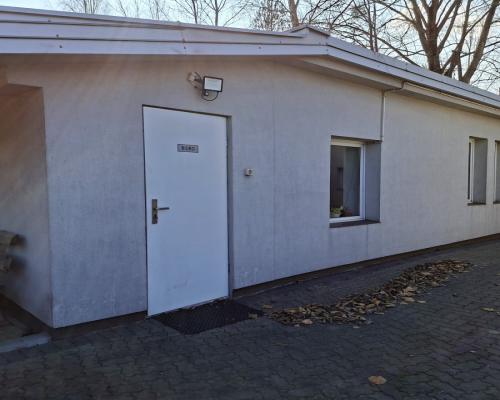 Hala/magazyn/warsztat z biurem