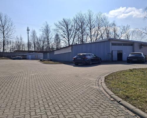 Hala/magazyn/warsztat z biurem