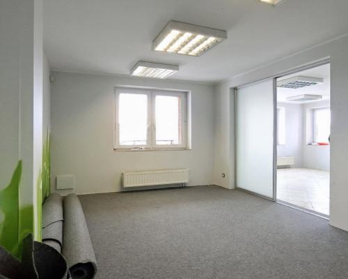 Lokal użytkowy 37 m2. Parter.