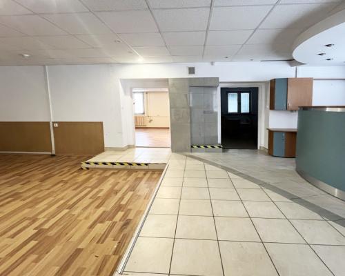 Świetna lokalizacja, duży parking