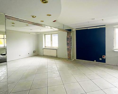 Lokal 80 m2 na parterze