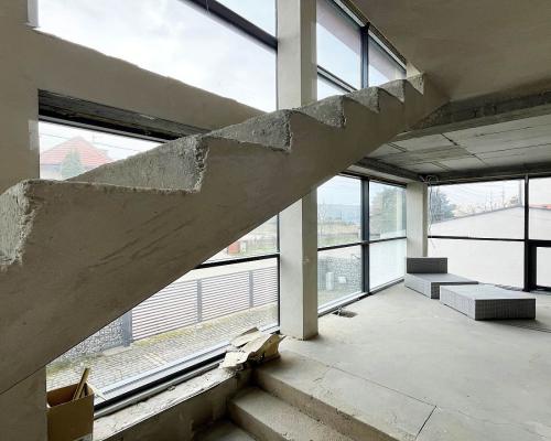 Efektowne biuro. Siedziba firmy.