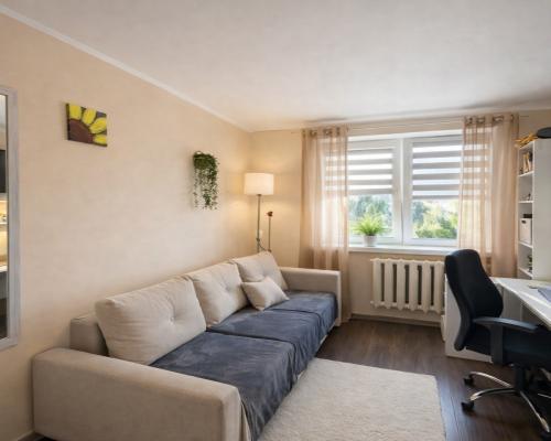 3 pokojowe mieszkanie Nowe Miasto, garaż