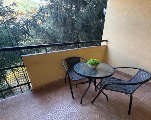 3 pokojowe mieszkanie Nowe Miasto, garaż