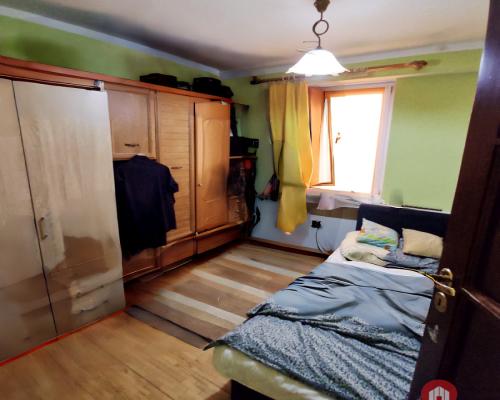 Mieszkanie 3-pok. 1piętro, do remontu