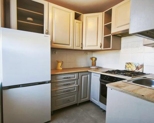 2-pokojowe,parter, bez balkonu