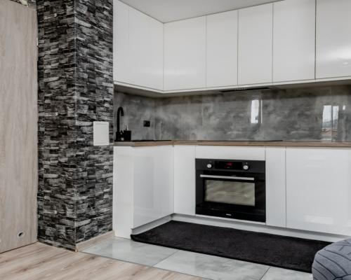 Dwa pokoje w centrum z balkonem