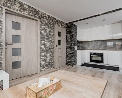 Dwa pokoje w centrum z balkonem