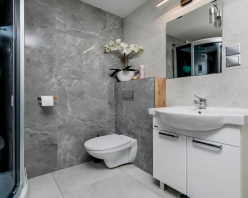 Dwa pokoje w centrum z balkonem