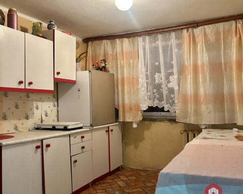 4-pokojowe mieszkanie do remontu w Sejnach