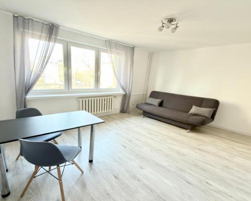 Kawalerka , I piętro, winda, os. Antoniuk