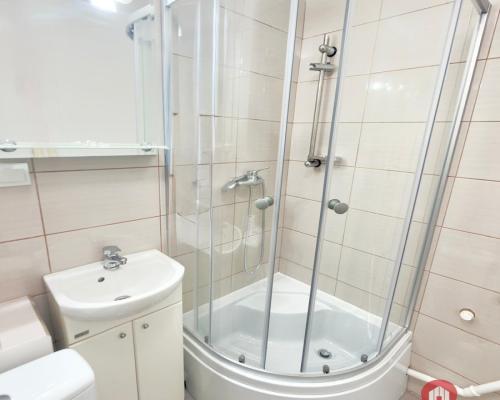 Kawalerka , I piętro, winda, os. Antoniuk