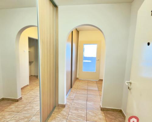 Kawalerka , I piętro, winda, os. Antoniuk