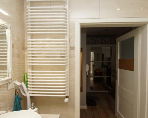 2 pokoje, z miejscem parkingowym