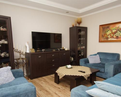 2 pokoje, z miejscem parkingowym