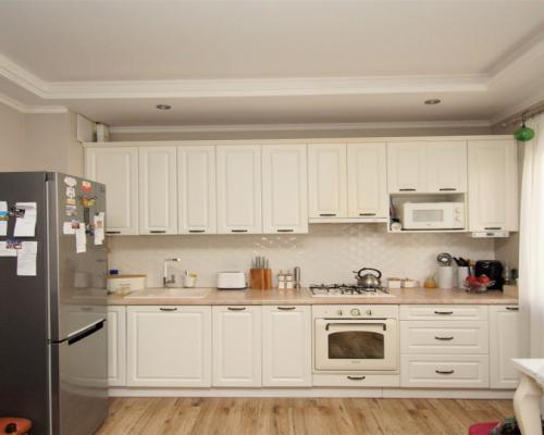 2 pokoje, z miejscem parkingowym