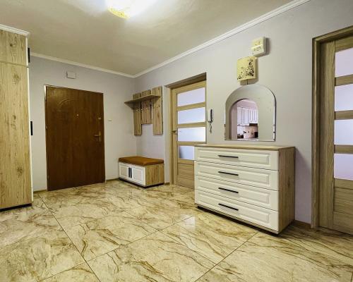 Przestronne Mieszkanie 3-pokojowe