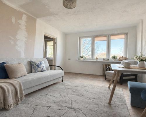 Do remontu 3 pokoje Antoniukowska