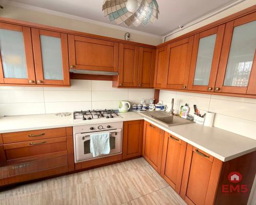 Większość atrakcyjnych nieruchomości w tej okolicy znika zanim trafia na portale. Dlatego pracujemy również na ofertach dostępn