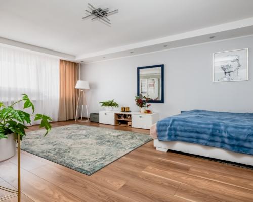 Trzy pokoje, duży balkon, Centrum