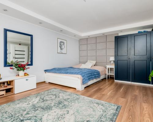 Trzy pokoje, duży balkon, Centrum