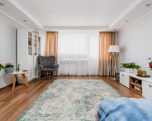 Trzy pokoje, duży balkon, Centrum