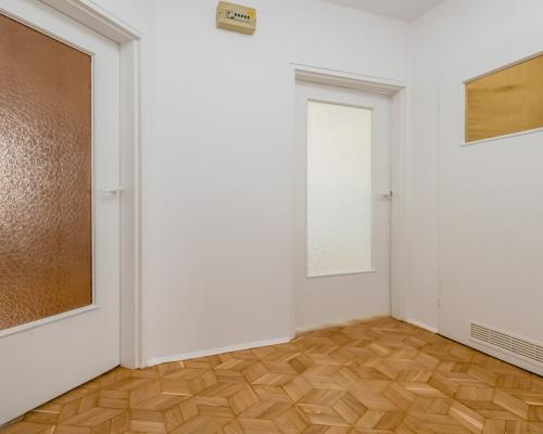 Wysoki parter z balkonem