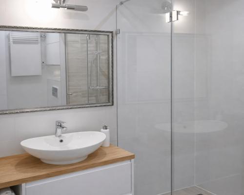 Zadbane 2 pokojowe mieszkanie