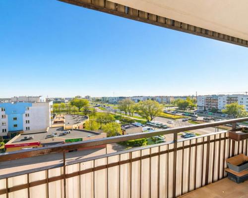 3 pokoje | 62,9 m² | balkon | do remontu | widok